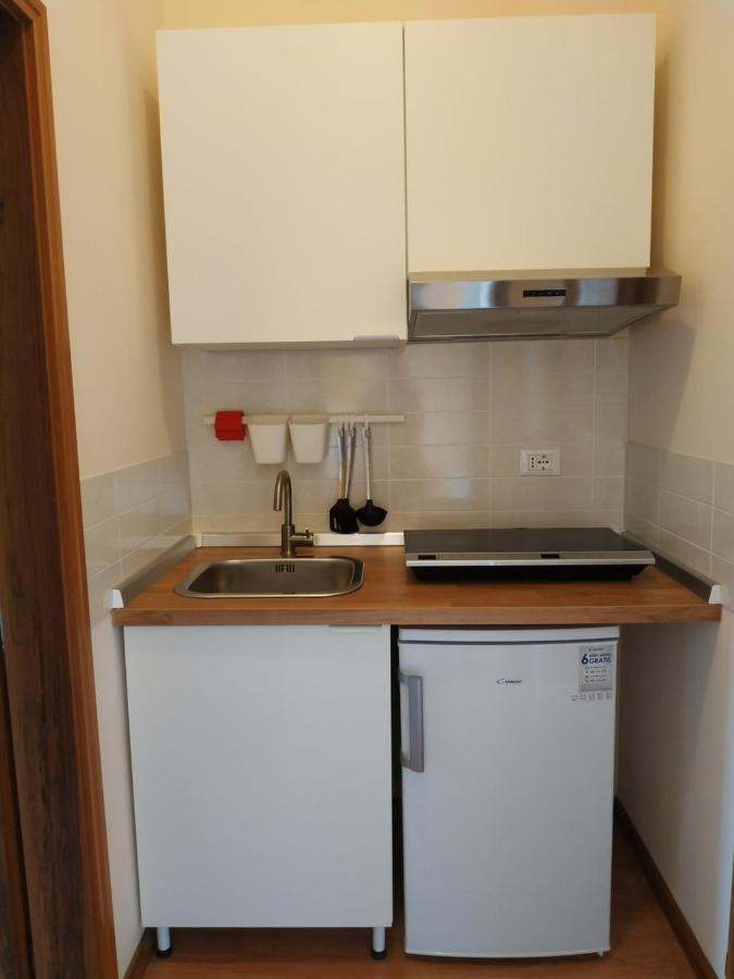 B&B Villa Filotea & Apartment Дезенцано-дель-Гарда Экстерьер фото