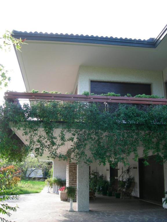 B&B Villa Filotea & Apartment Дезенцано-дель-Гарда Экстерьер фото