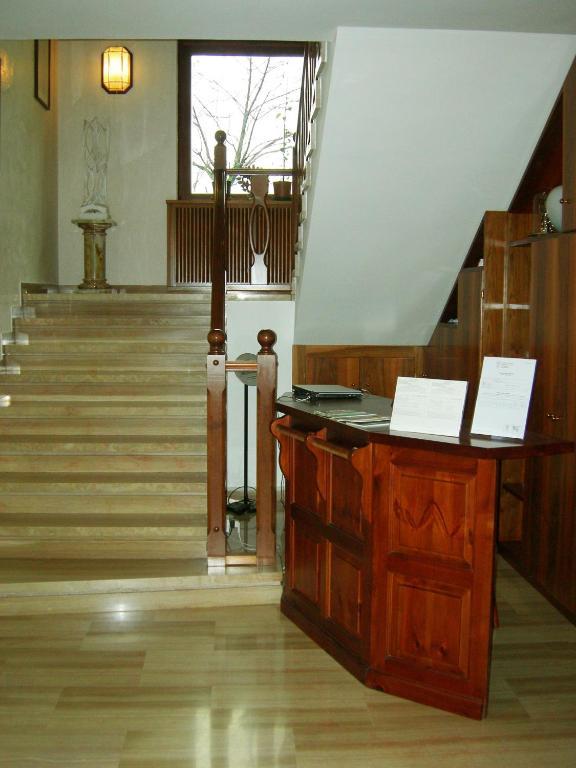B&B Villa Filotea & Apartment Дезенцано-дель-Гарда Экстерьер фото