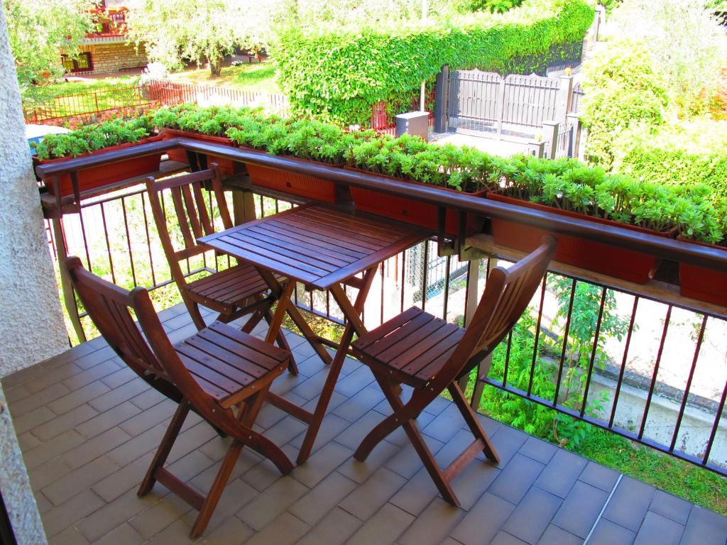 B&B Villa Filotea & Apartment Дезенцано-дель-Гарда Экстерьер фото